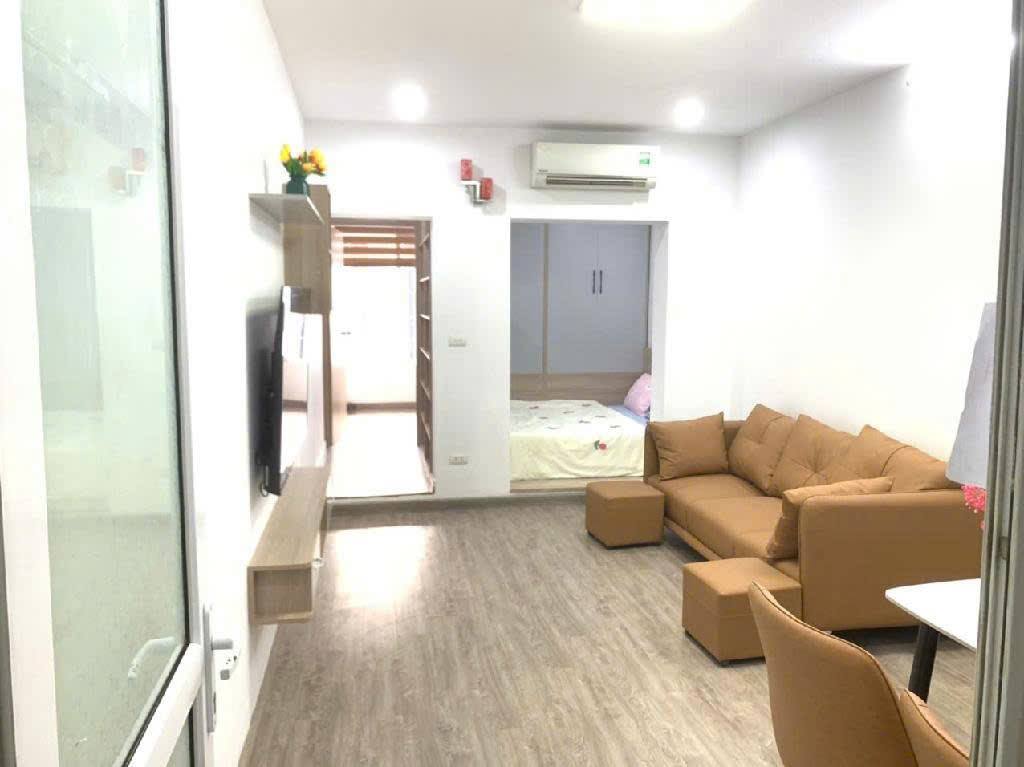 Cho thuê căn hộ Tập thể tầng 3 Kim Liên 55m2, 2 ngủ, 7 Triệu - Ảnh 1